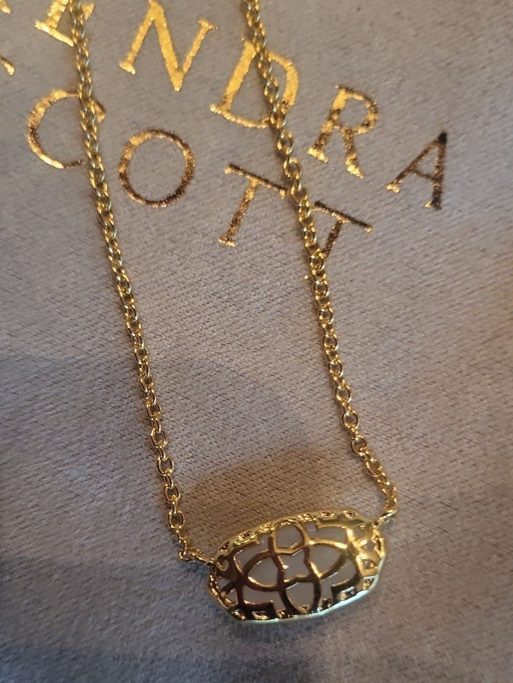 Kendra Scott Faceted Rose Quartz Gold- tone Necklace - Picture 4 of 5